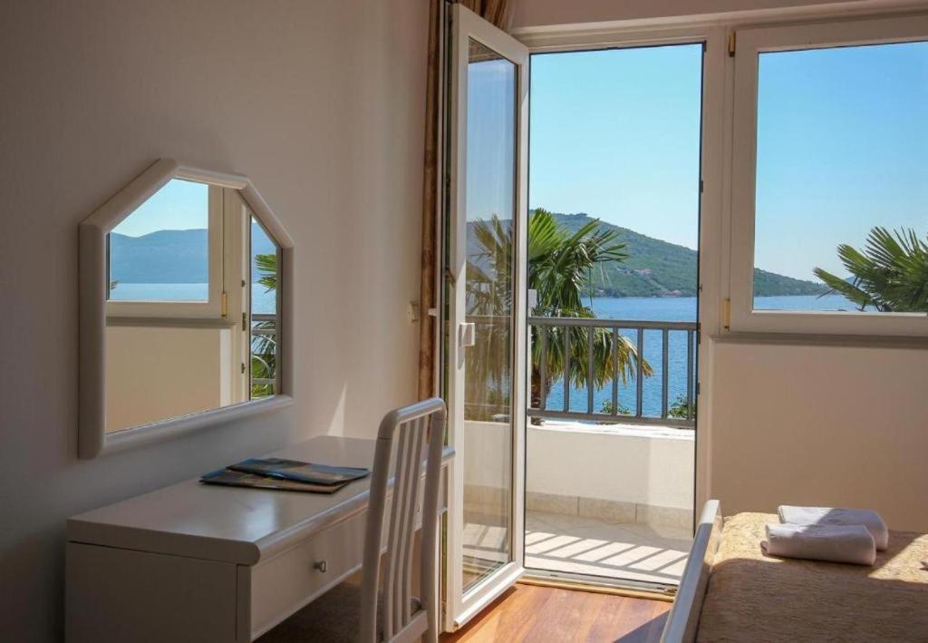 Hotel Xanadu Herceg Novi Extérieur photo