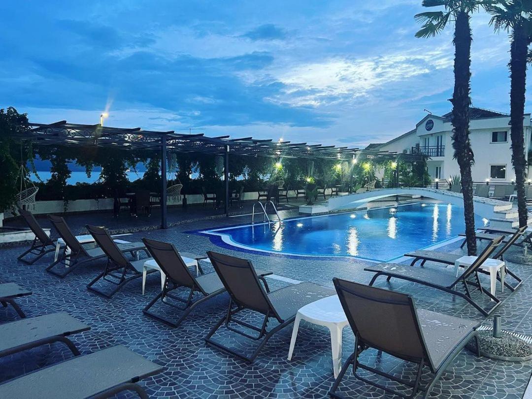 Hotel Xanadu Herceg Novi Extérieur photo