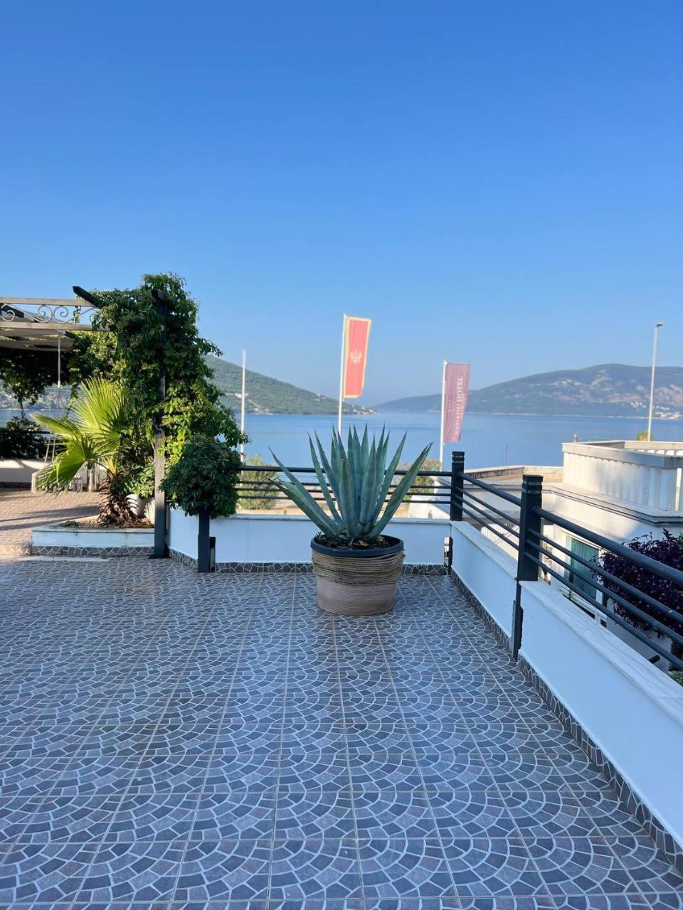Hotel Xanadu Herceg Novi Extérieur photo