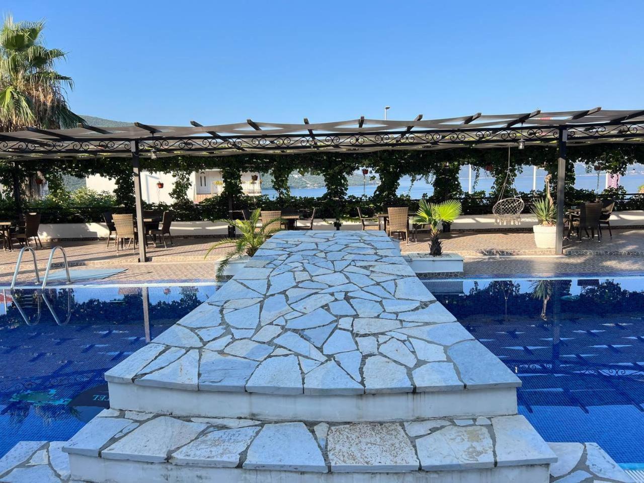 Hotel Xanadu Herceg Novi Extérieur photo